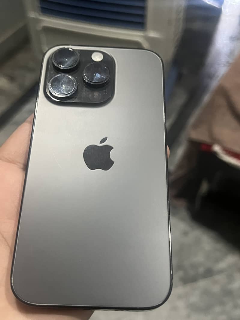 Apple iPhone 14 Pro 3