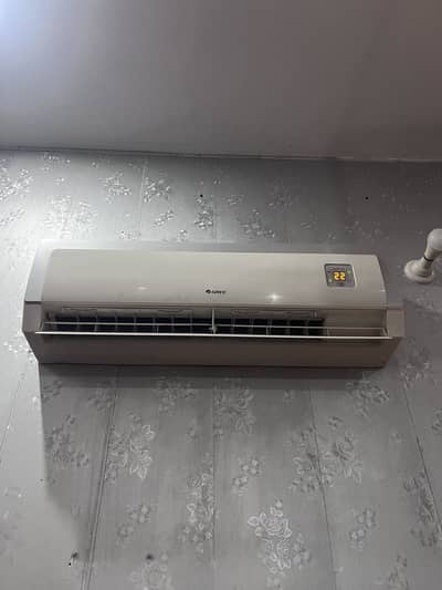 Gree Ac Non inverter 1.5 Ton 03063294250