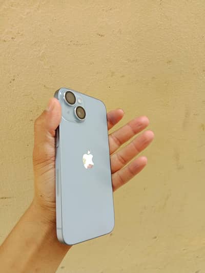 Apple iPhone 14