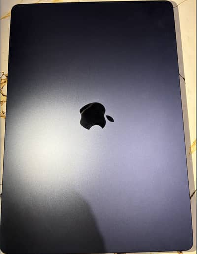 MacBook Air M5 (15.3-inch, 16GB RAM, 512GB SSD) BOX+ Warrnaty
