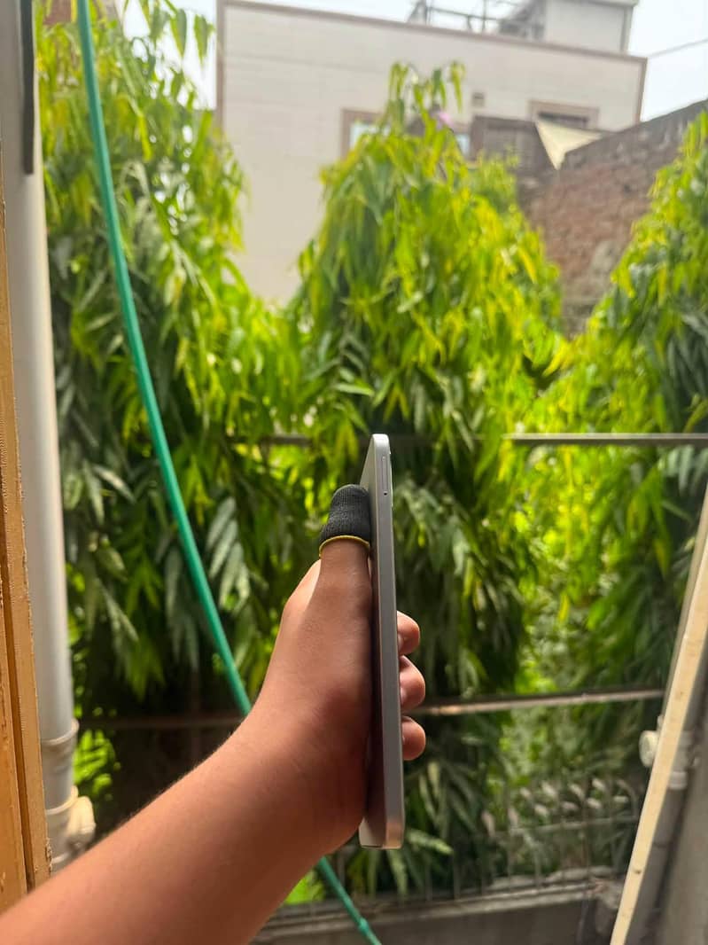 spark 40 pro 2