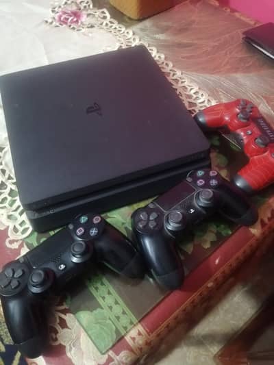 PS4 Slim Sealed