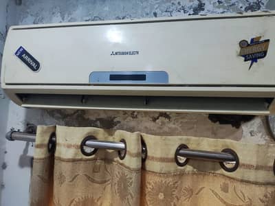 1 Ton AC for Sale – Perfect Working Condition
