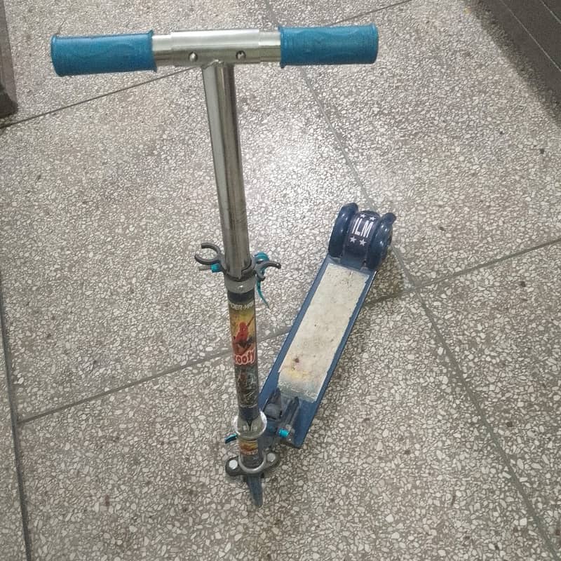 Scooty 0