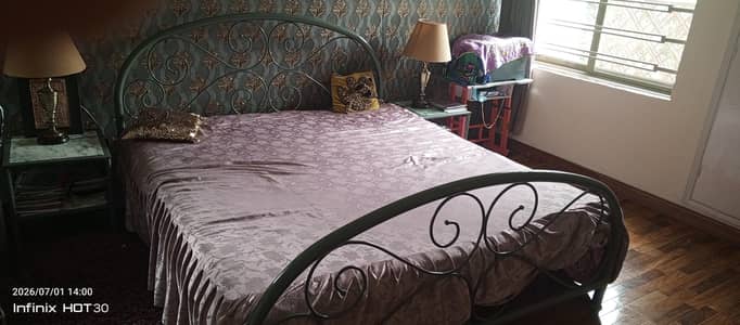 Bedroom set