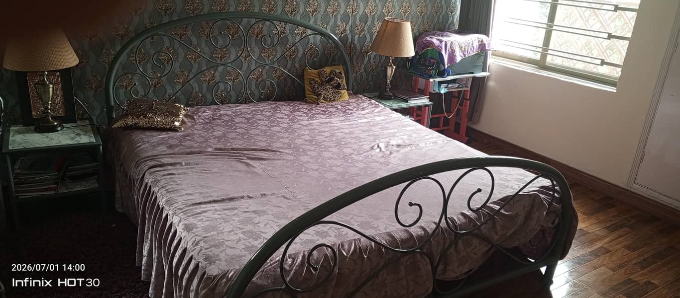 Bedroom set 0