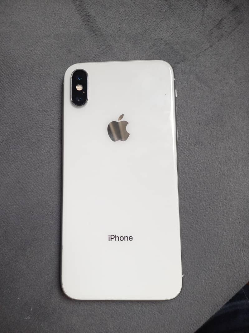 Apple iPhone X 3