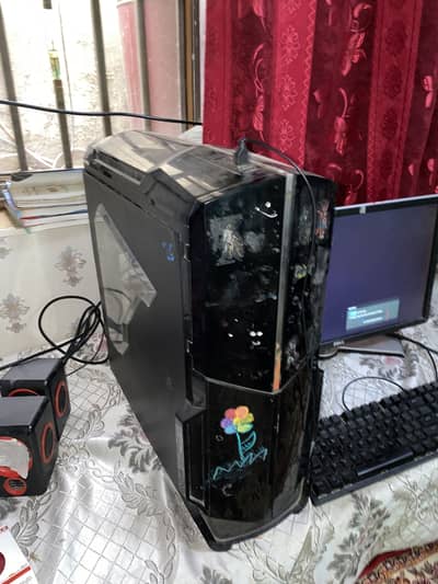 Core i5 4th 16gb ram 500gb hard 128gb ssd 600w supply