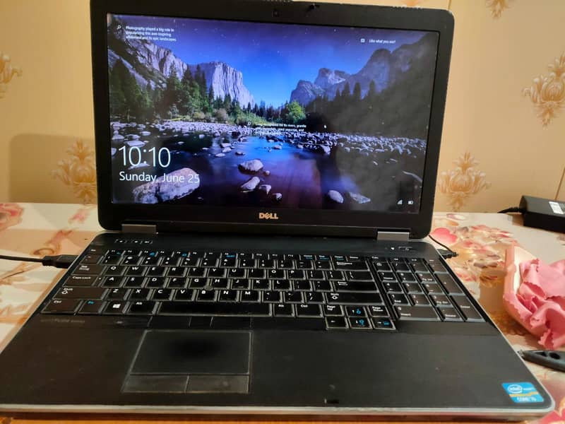 Dell Latitude e6540 0