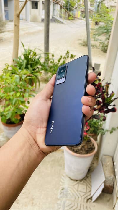 Vivo V21 5g 8/128 with origenal charger pta official approved