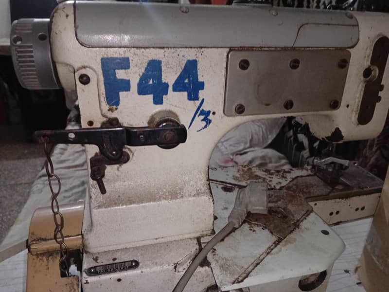 Flat lock machine 2