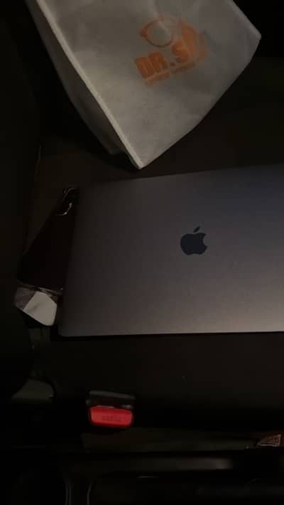 Macbook pro 13 inch 2019