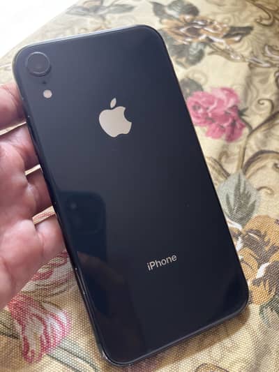 iPhone xr non pta 64gb 3tuelscore 95 phone lock ha bypass hona wala ha