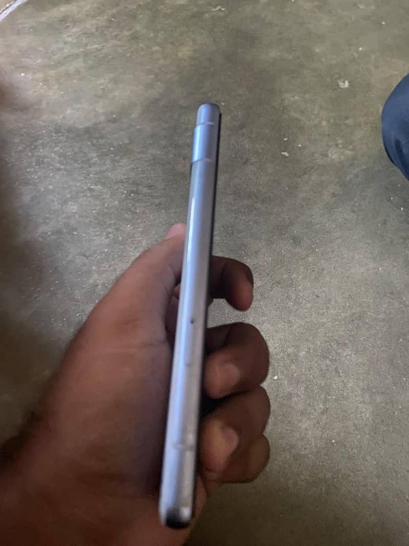 Google Pixel 7a 1