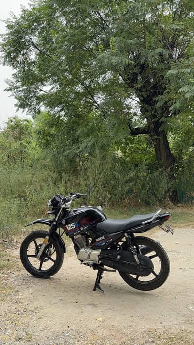 YBR G 125 in Very Good condition.