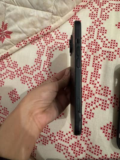 Apple iPhone 15