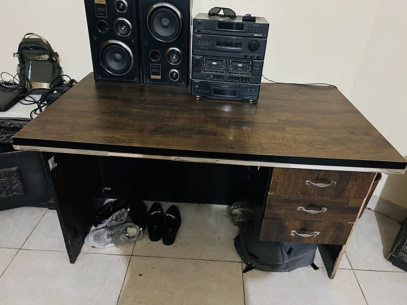 Office table 0