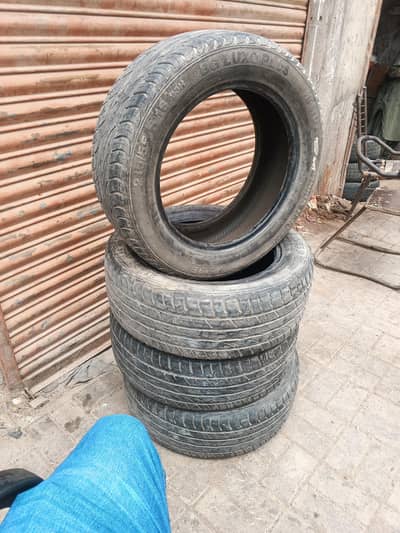 tyre for sale 215/55/r16