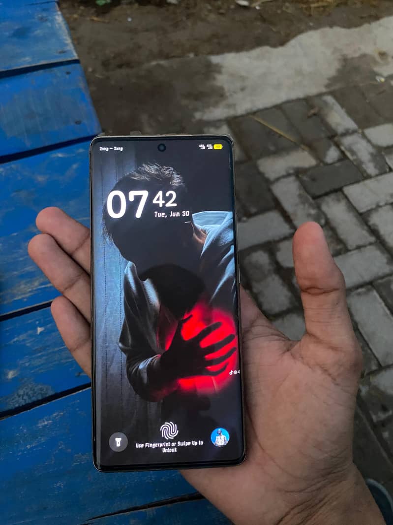 Infinix Note 40 Pro 3