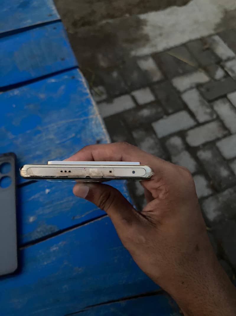 Infinix Note 40 Pro 6