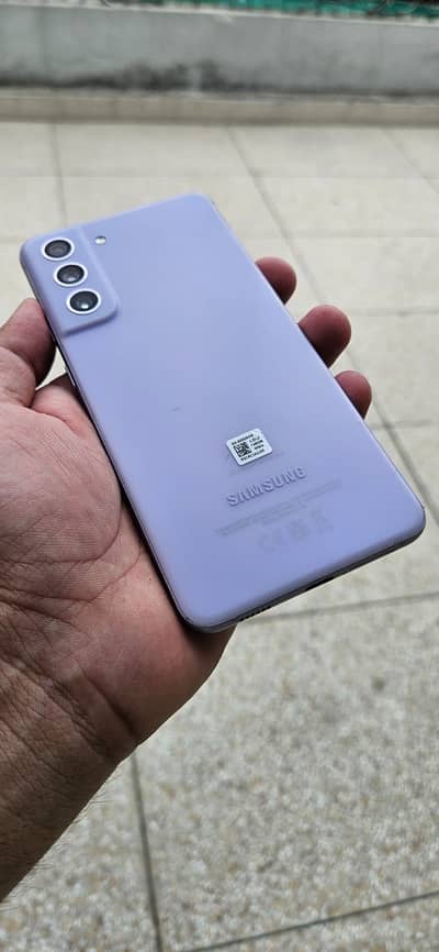 Samsung Mobile S21 FE