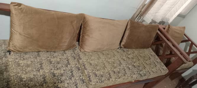 SOFA SET 5 SEATER