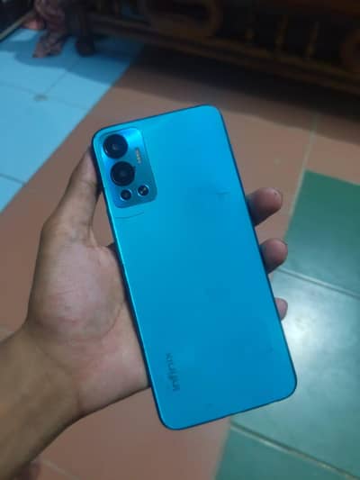 Infinix Hot 12