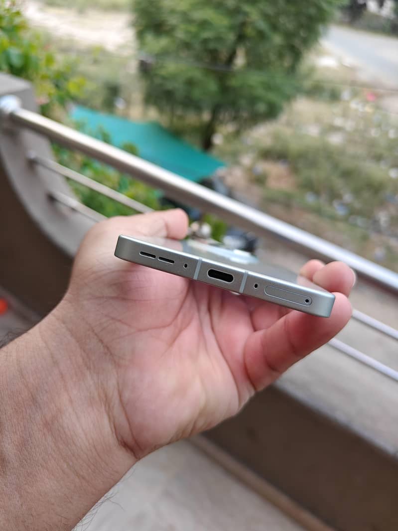 One Plus 13R 3