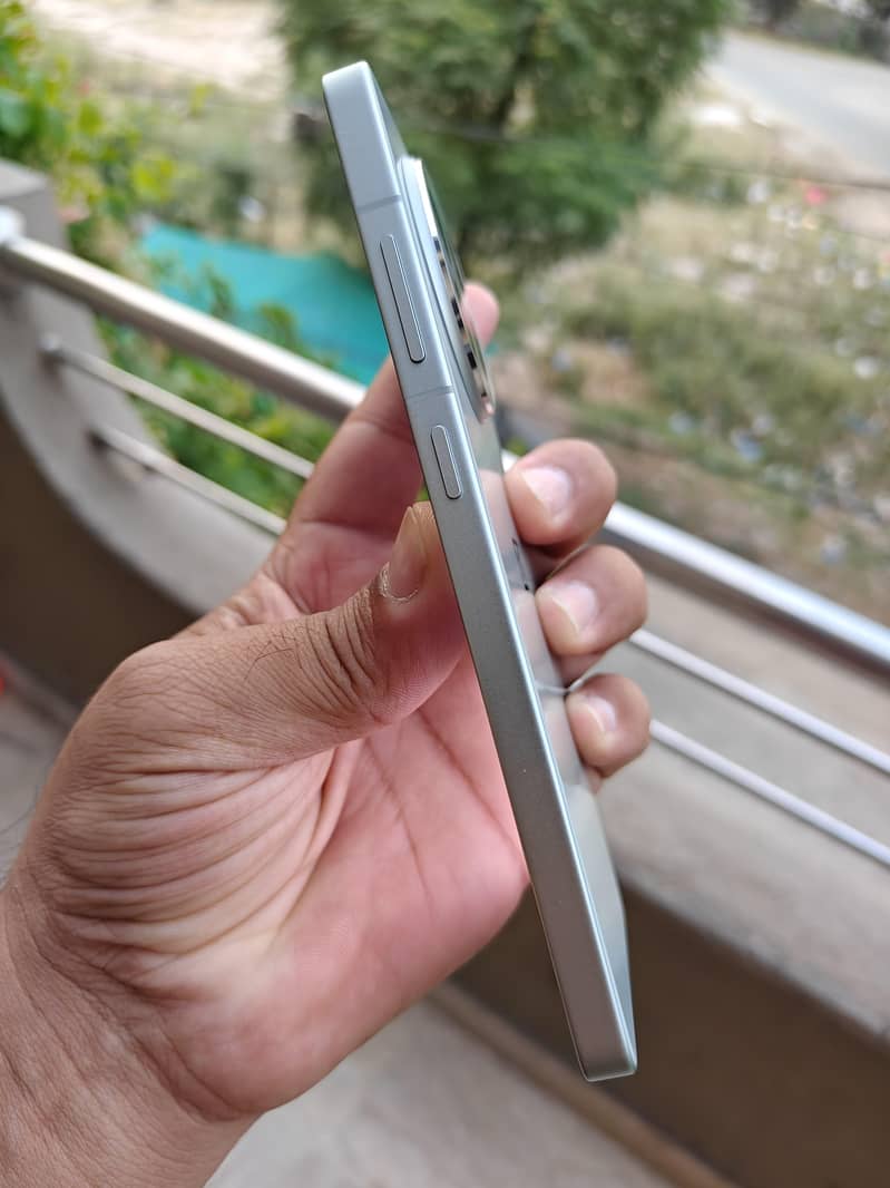 One Plus 13R 5