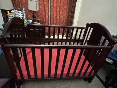 Baby cot/ wooden cot
