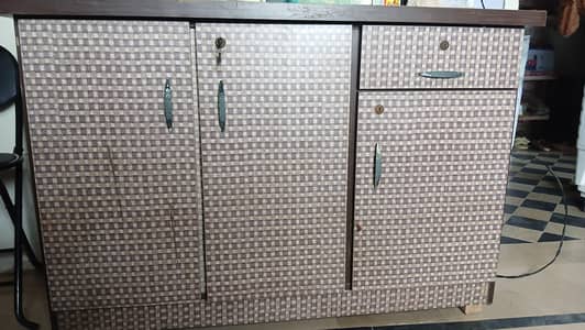 Almari, cabinet, side table for sale (price negotiable)