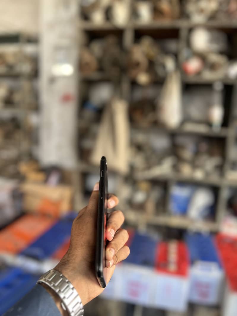 Apple iPhone 7 Plus 5