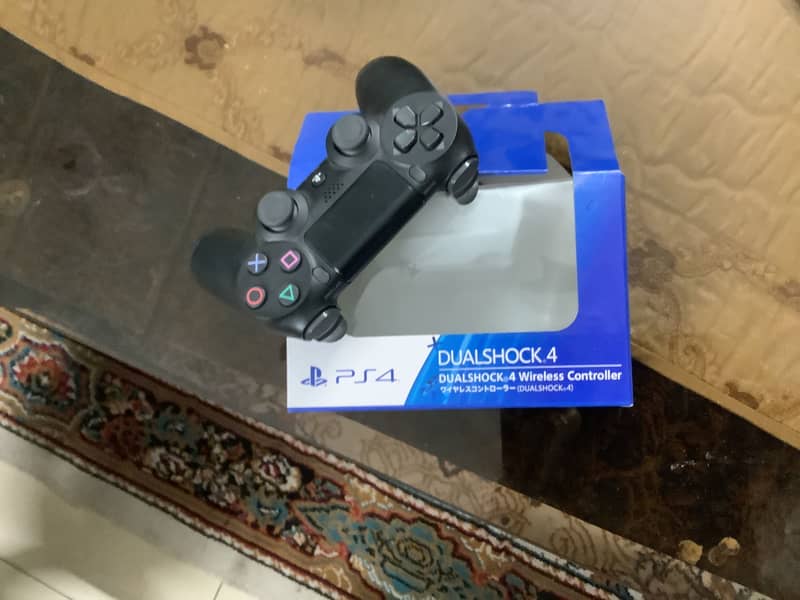 PS4 controller 1