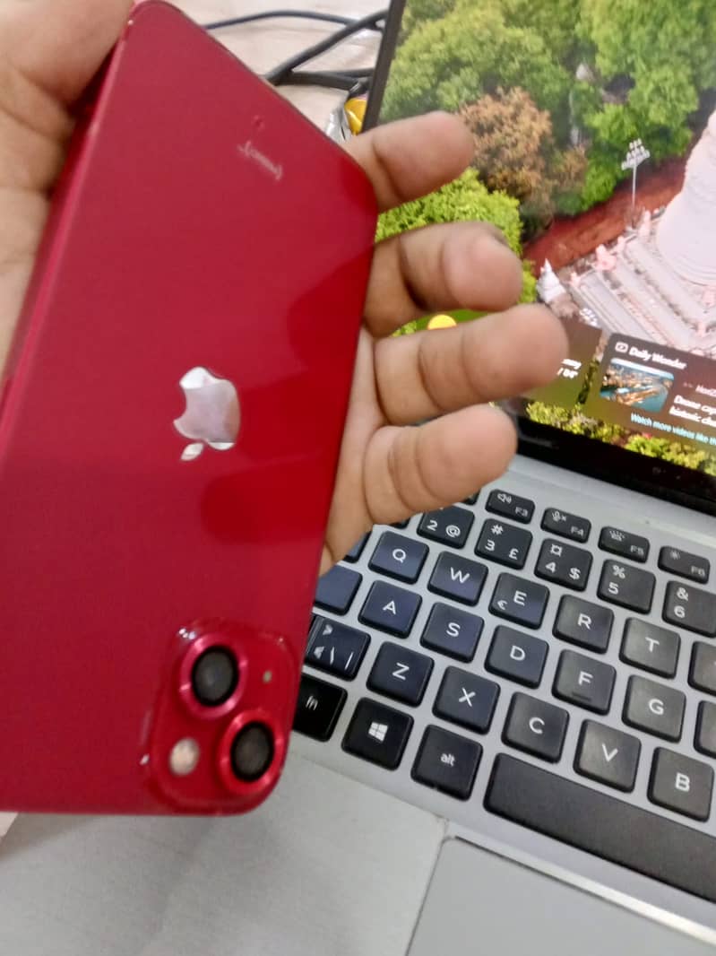 Apple iPhone 13 3