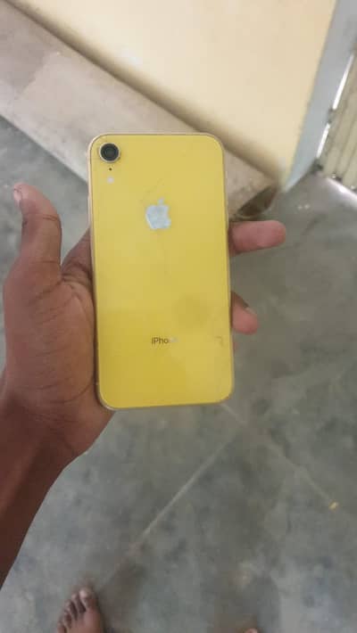 Apple iPhone XR