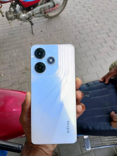 Infinix Hot 30