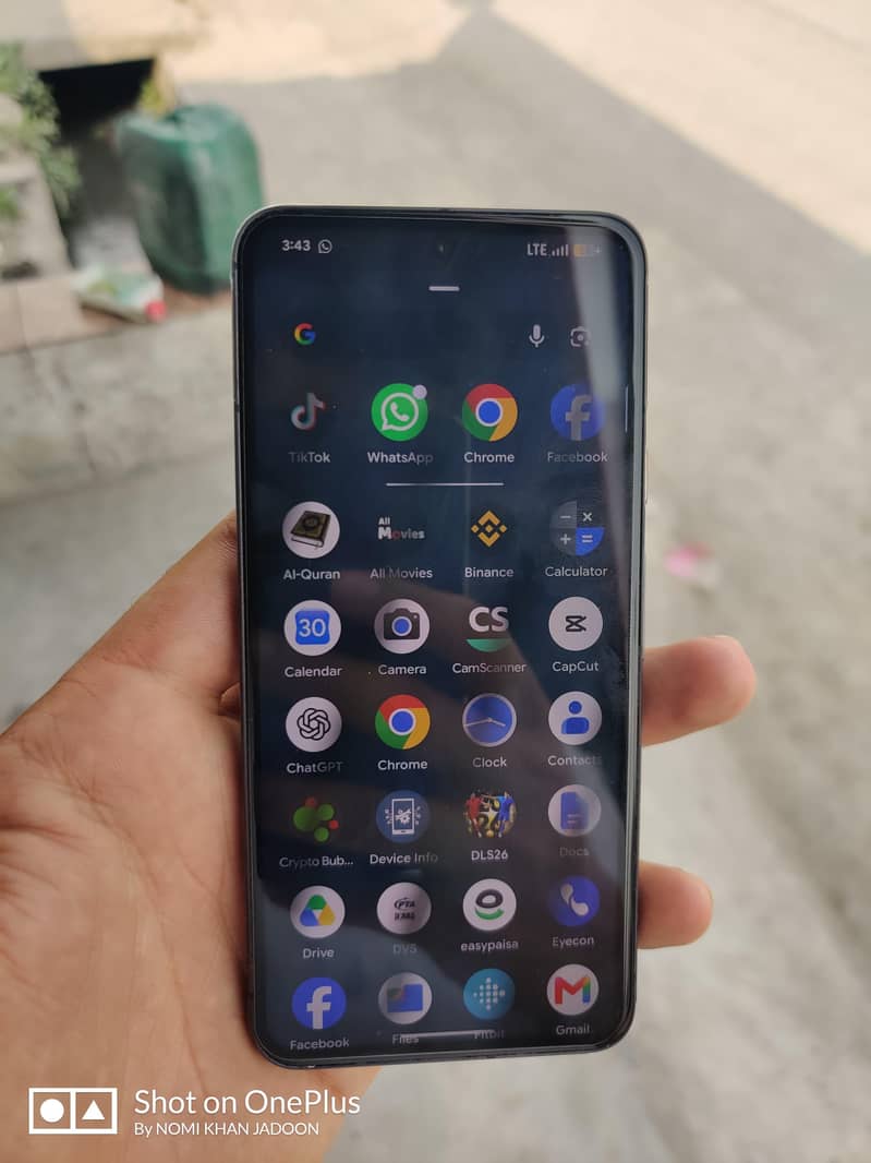 Google Pixel 8 1