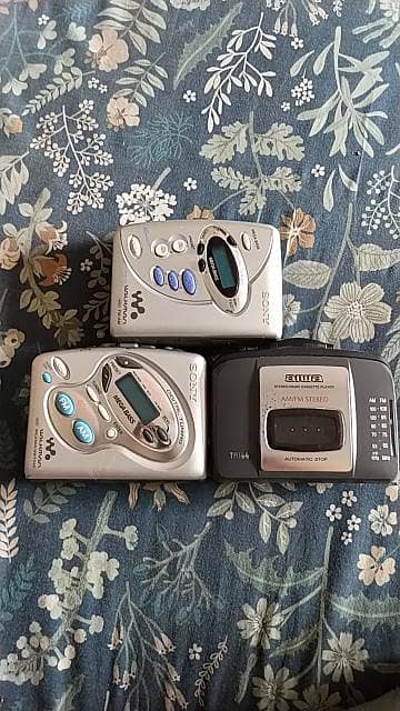 Sony Panasonic Sanyo Philips Aiwa discman walkman Radio