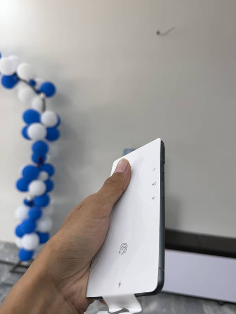 Google Pixel 8 1