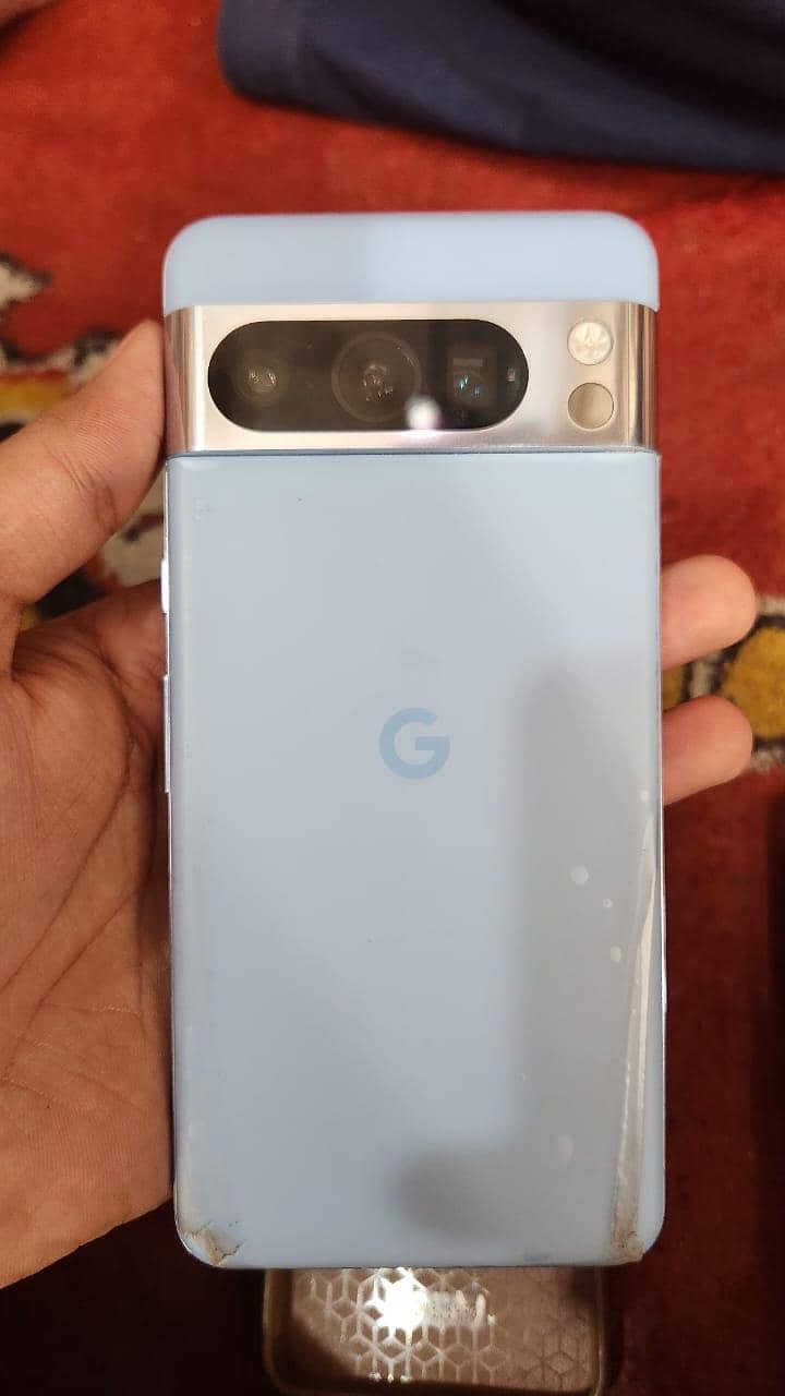 Google Pixel 8 Pro 0