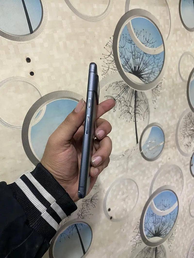 Google Pixel 7 5