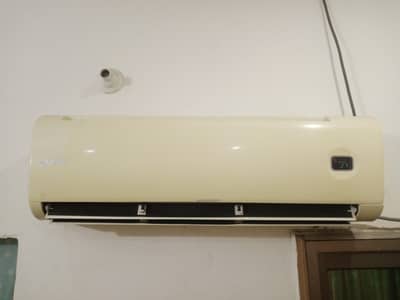 Orient 1.5 ton AC In good Condition