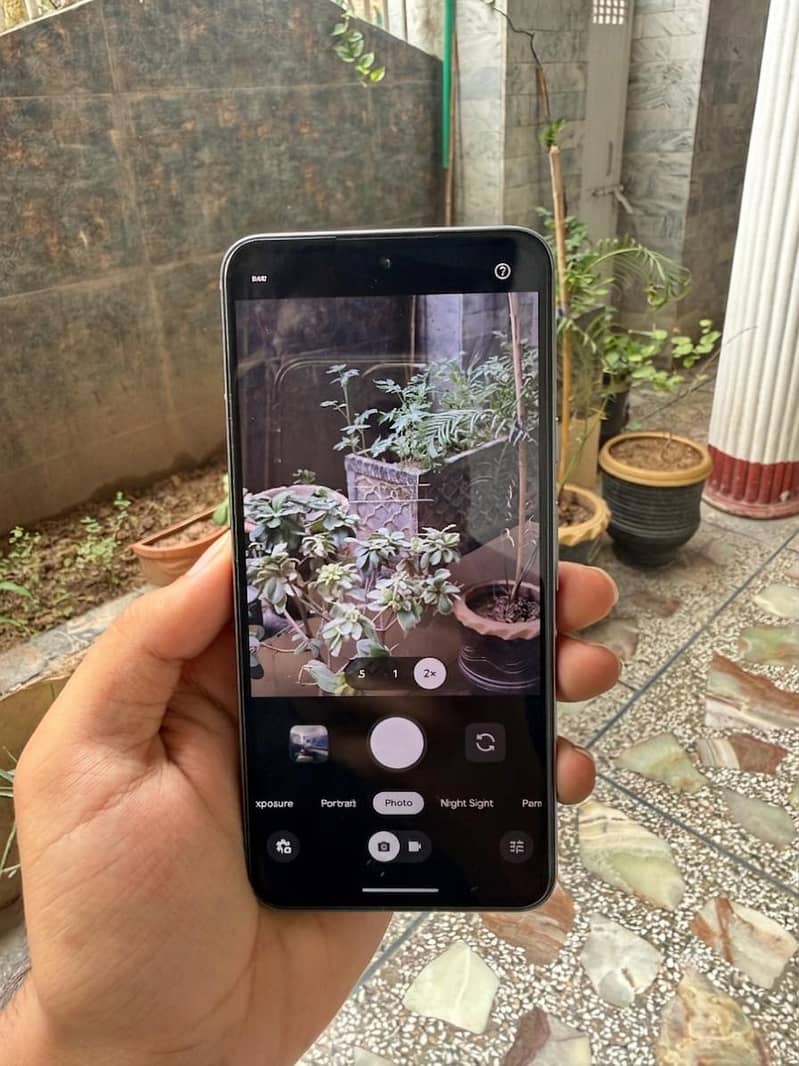 Google Pixel 8 6