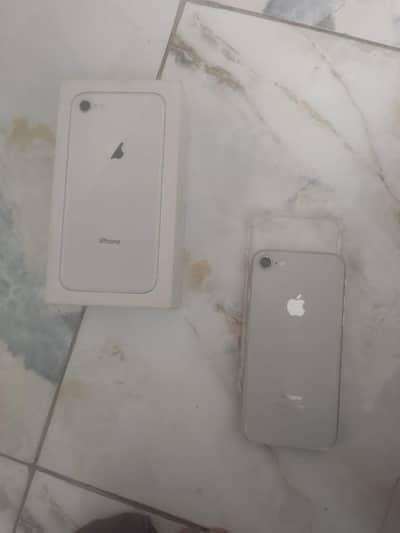 Apple iPhone 8 with box 128 gb