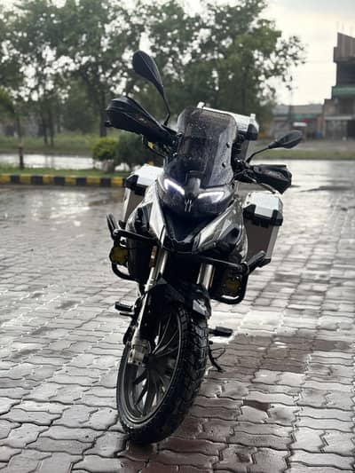 Benelli TRK 251