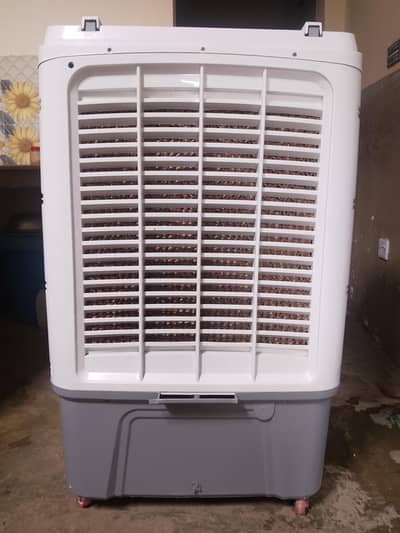 National Air cooler. 3 month used. Excellent condition.