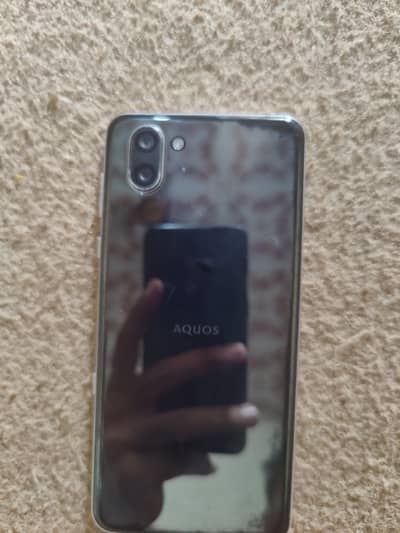Aquos r3 6gb Ram 128Gb memory | 865 snapdragon