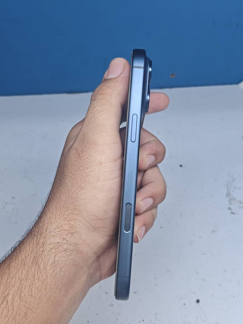 iPhone 17 Pro Max 0