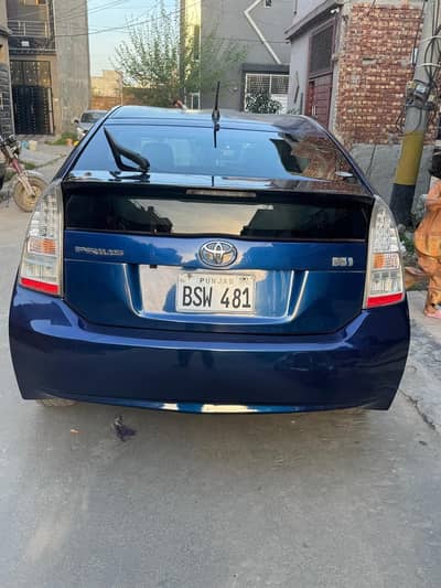 Toyota Prius 2011