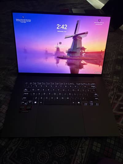 ASUS Zenbook 16 UM5606 AMD Ryzen 9 HX 370, 32GB RAM, 1TB SSD, 16” 3K